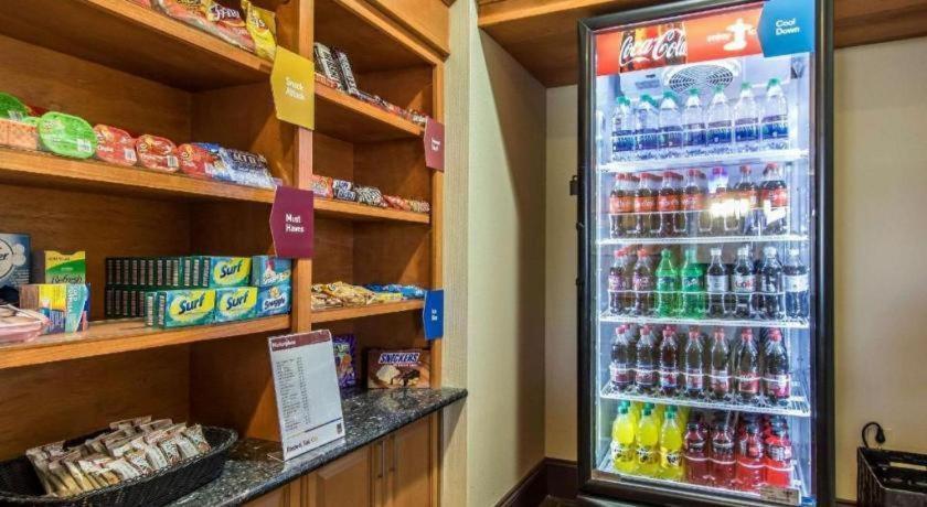 Comfort Suites Smyrna Kültér fotó